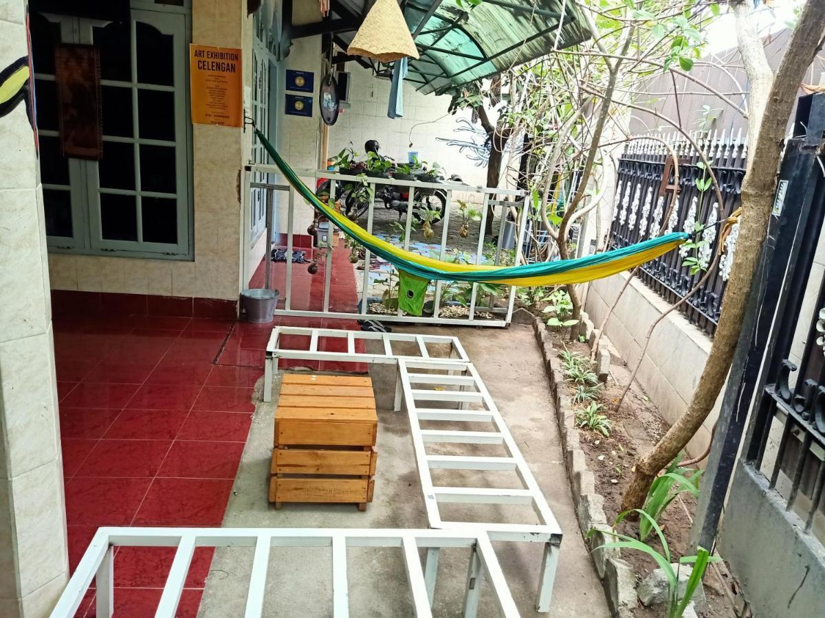 Deoplet Homestay & Gallery Yogyakarta Exterior foto
