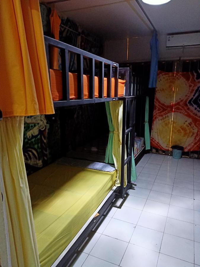Deoplet Homestay & Gallery Yogyakarta Exterior foto